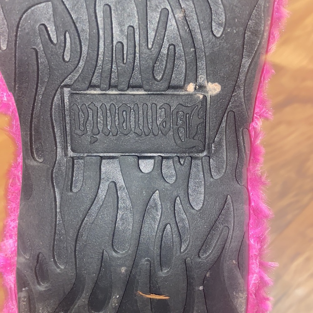 7” Demonia Fuxzy Hot Pink platforms - Picture 9 of 9